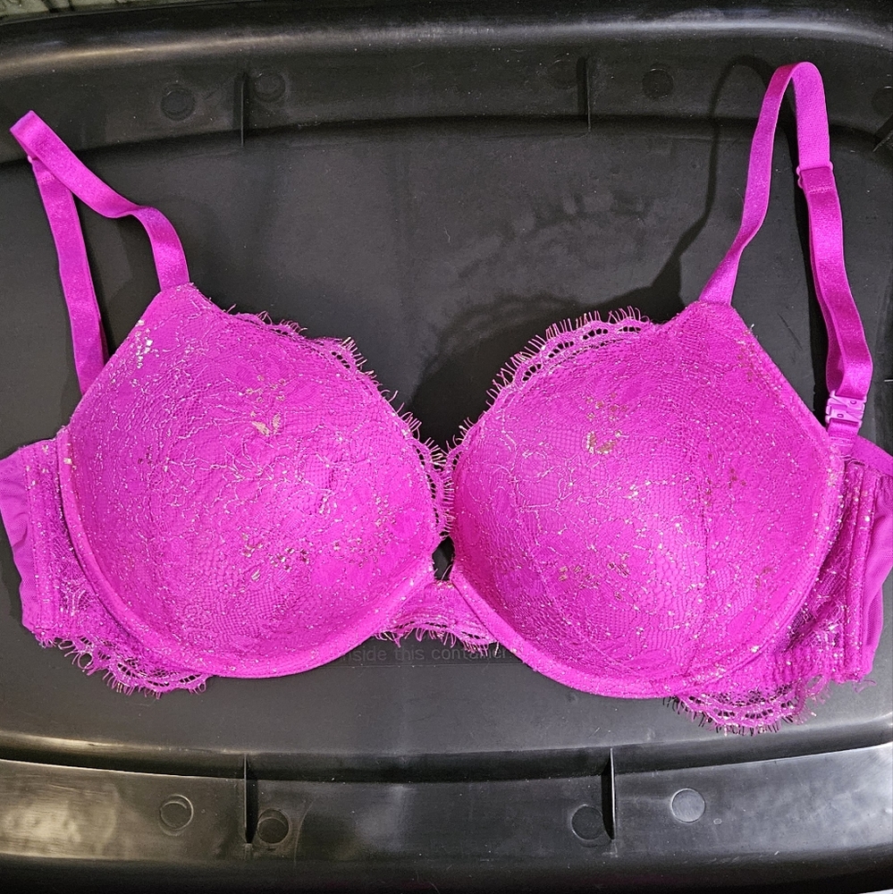 Victoria's Secret Very Sexy Push Up Bra 36DD